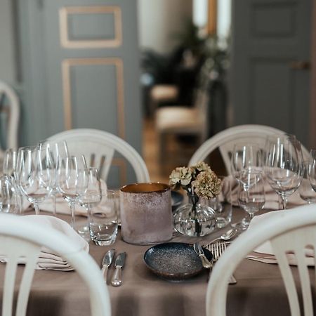 فندق Haga Slott Enköping المظهر الخارجي الصورة