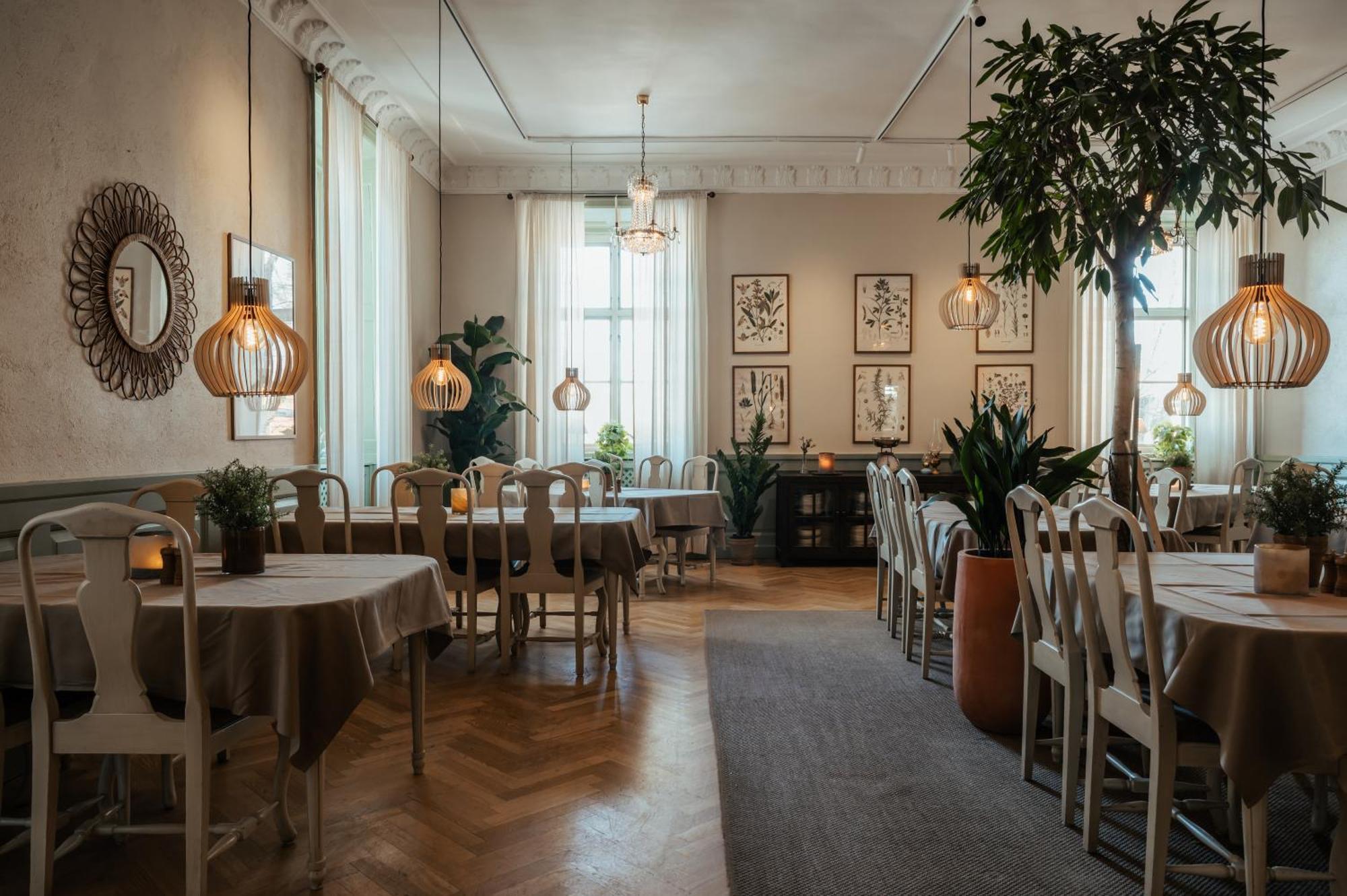 فندق Haga Slott Enköping المظهر الخارجي الصورة