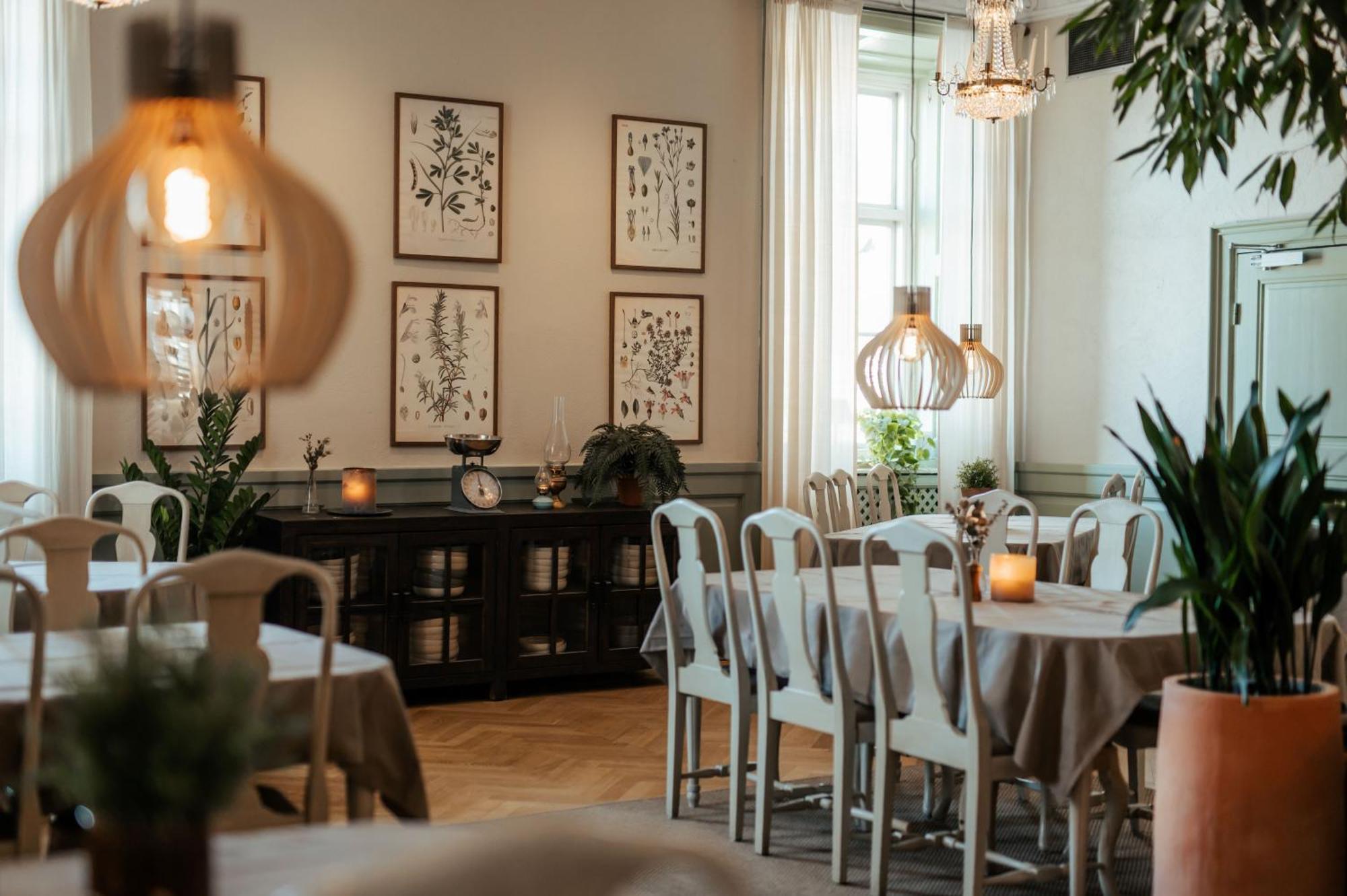فندق Haga Slott Enköping المظهر الخارجي الصورة